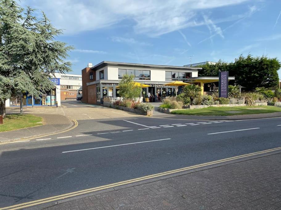 Home By The Sea In Rustington Dış mekan fotoğraf